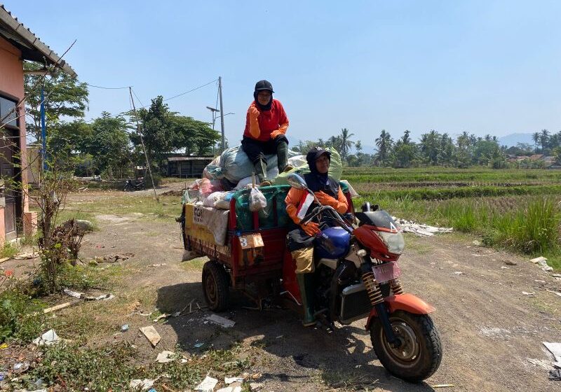  Dari Sampah Menjadi Gerakan: Kisah Perempuan Hebat di Balik Pengelolaan Sampah TPS3R Terang